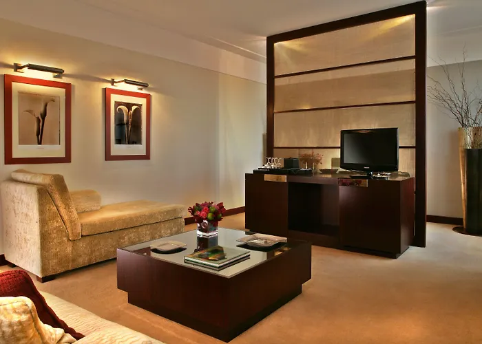 Intercontinental By Ihg Otel