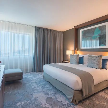 Intercontinental By Ihg Otel 5*