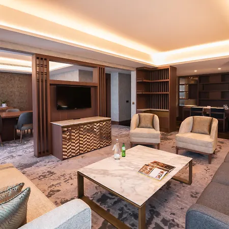 Intercontinental By Ihg Otel