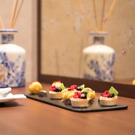 Intercontinental By Ihg