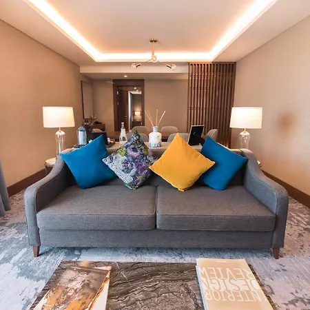 Intercontinental By Ihg Hotel