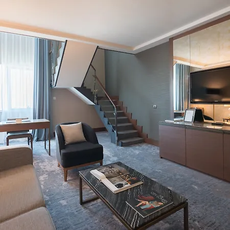 Intercontinental By Ihg Hotel 5*