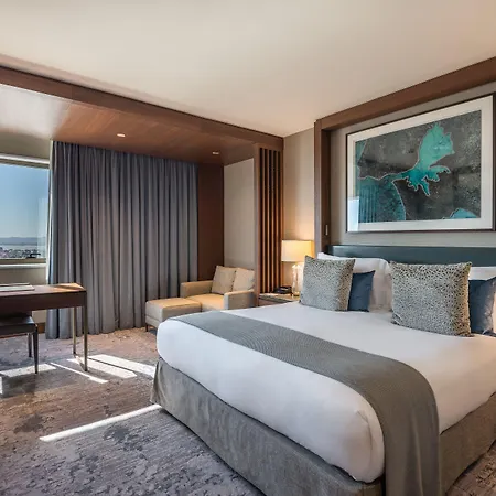 Intercontinental By Ihg Hotel Lisbon