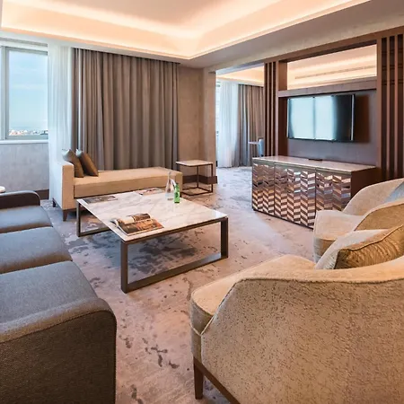 Intercontinental By Ihg 5*