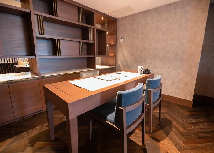 Intercontinental By Ihg מלון