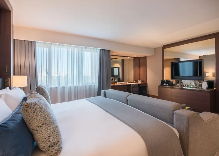 Intercontinental By Ihg מלון