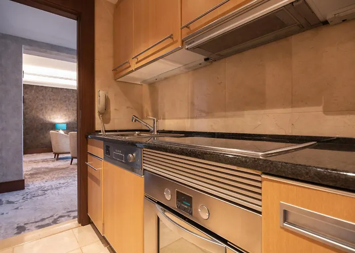 Intercontinental By Ihg 5* ליסבון