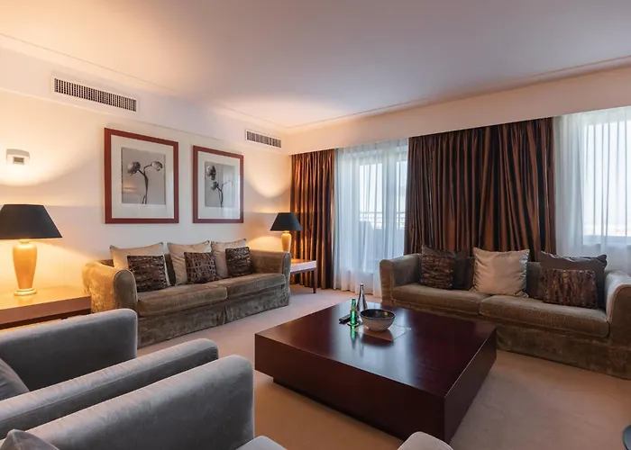 Intercontinental By Ihg 5*