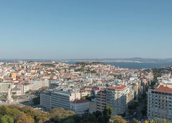 Intercontinental By Ihg מלון